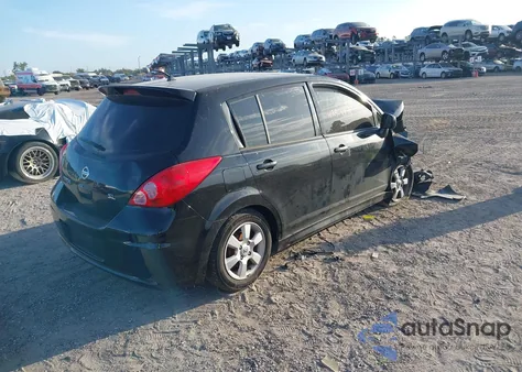 2009 Nissan Versa 1.8Sl z USA, uszkodzony, nr VIN 3N1BC13E79L411119